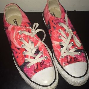 Beautiful floral converse